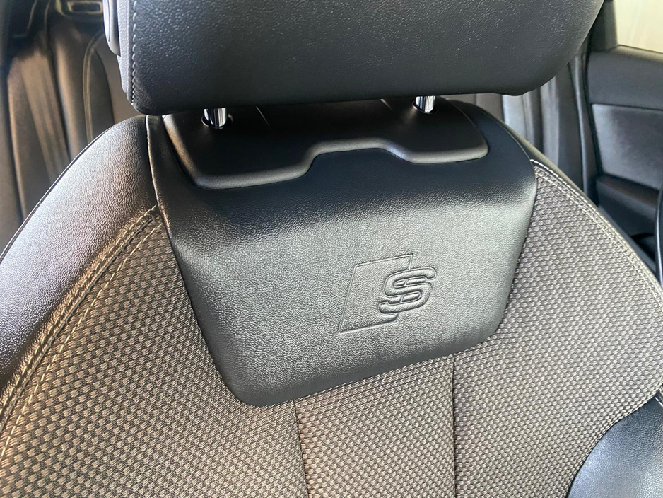 2017 Audi A4 - image 14