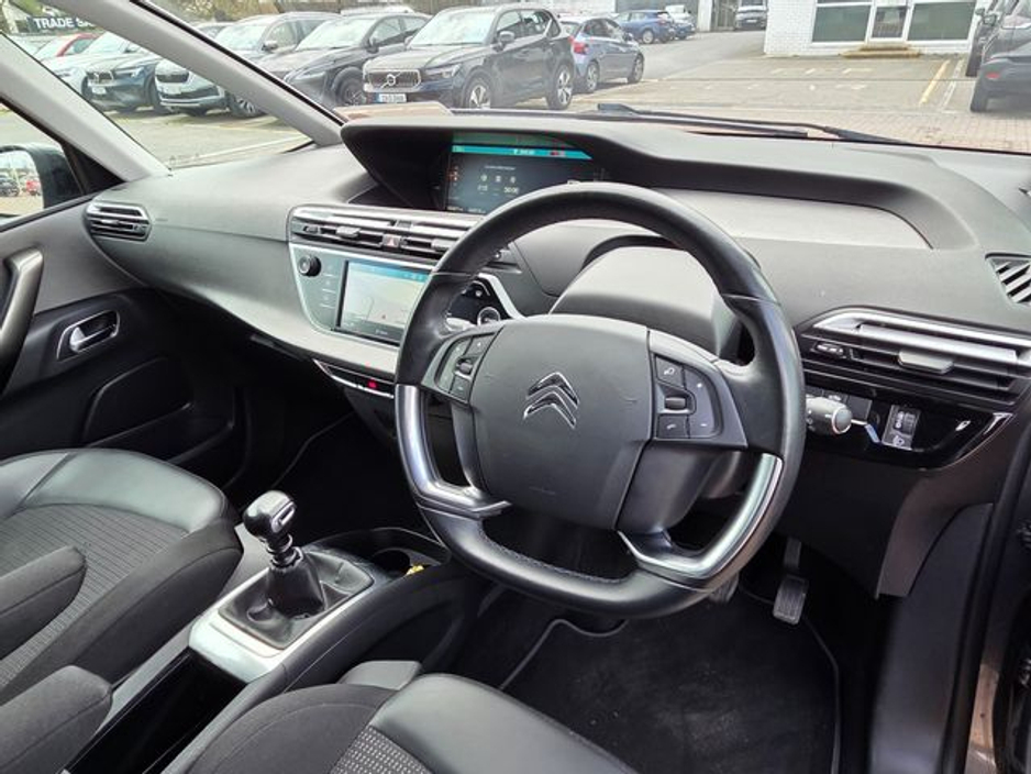 2022 Citroen C4 SpaceTourer - image 9