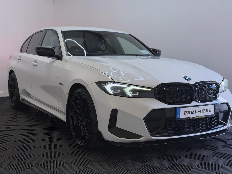 2022 BMW 3 Series - image 3