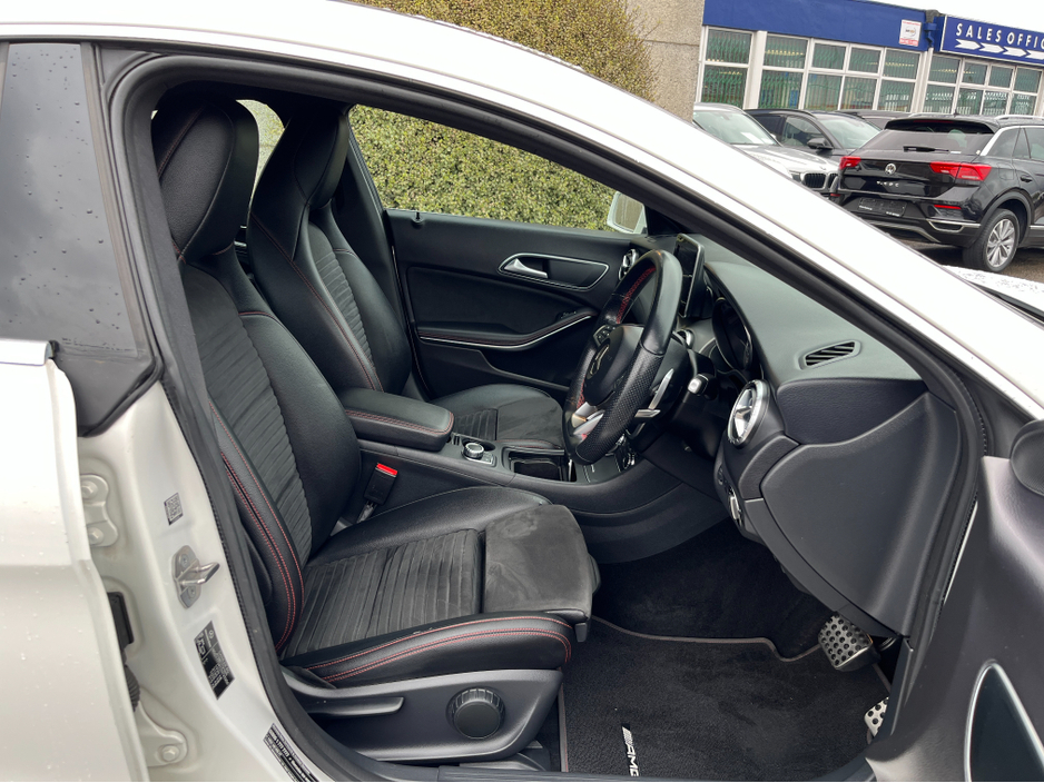 2019 Mercedes-Benz CLA Class - image 10