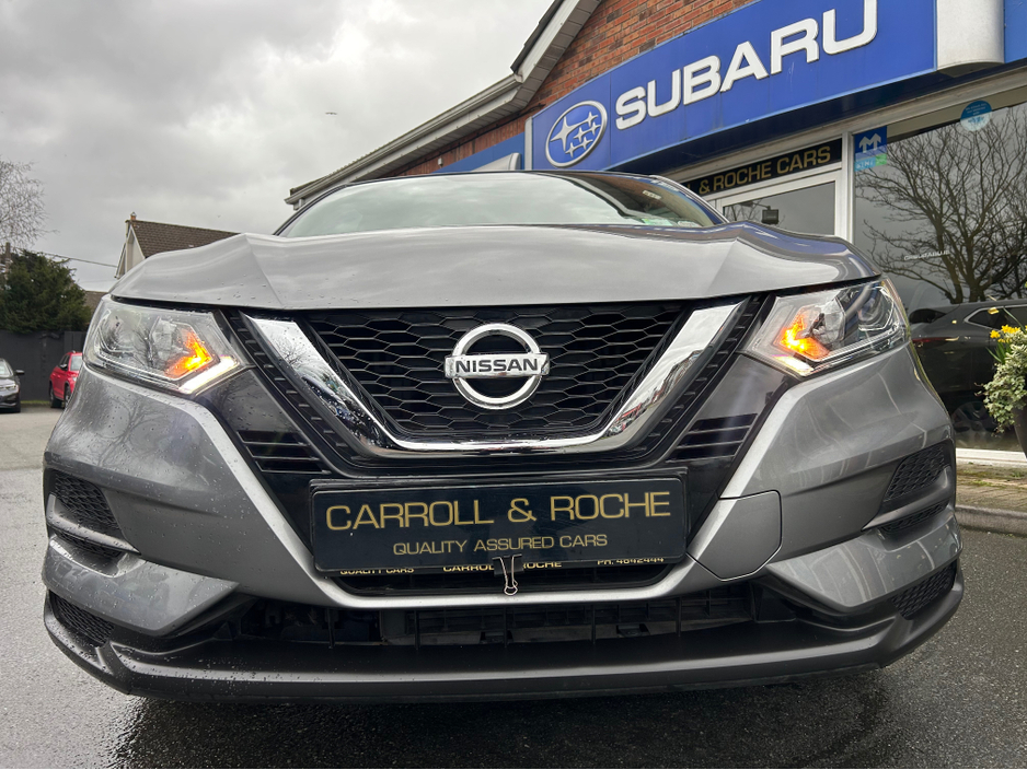 2019 Nissan Qashqai - image 4