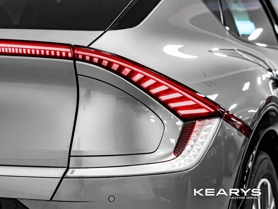 2023 Kia EV6 - image 10