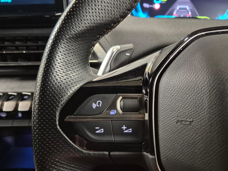 2022 Peugeot 3008 1.6PHEV 4x4, GT PREMIUM 225 BHP, ONLY 47000kms, FULL SERVICE HISTORY, SPOTLESS, GREAT VALUE €27,999