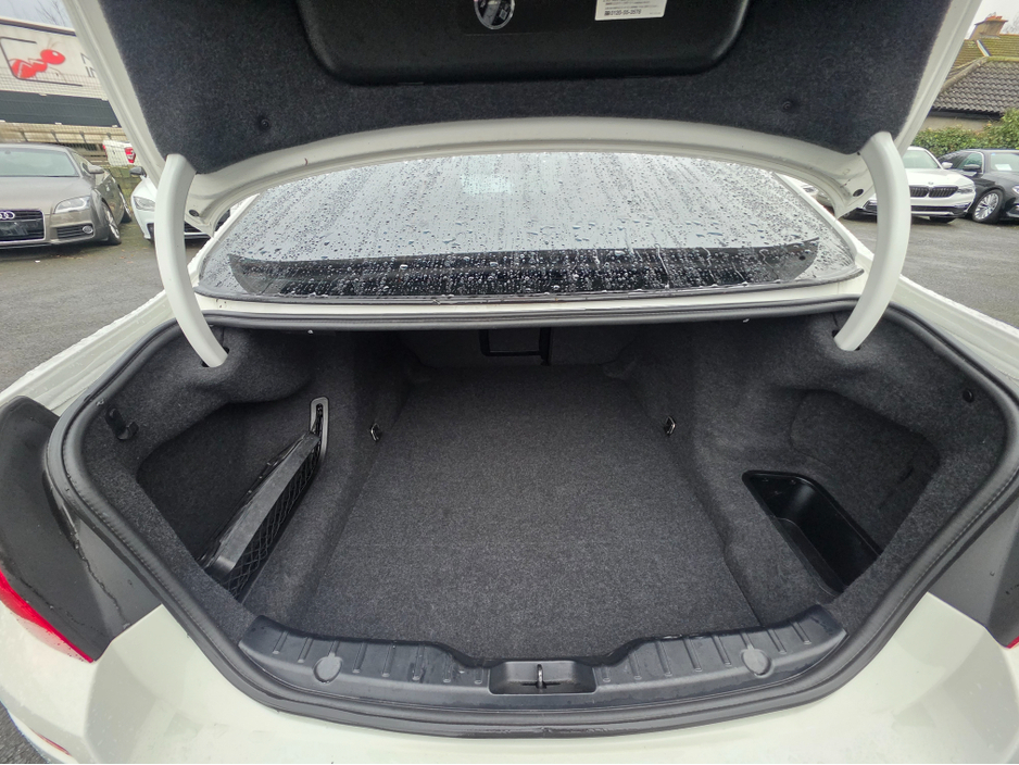 2012 BMW M5 F10 4.4 TWIN TURBO V8 AUTOMATIC