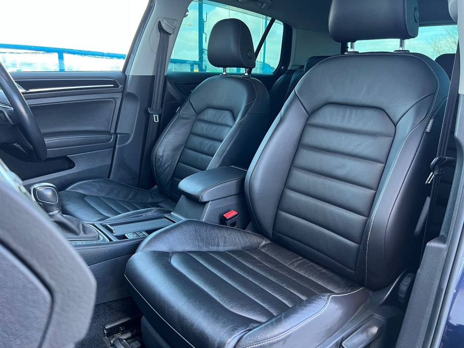 2016 Volkswagen Golf - image 6