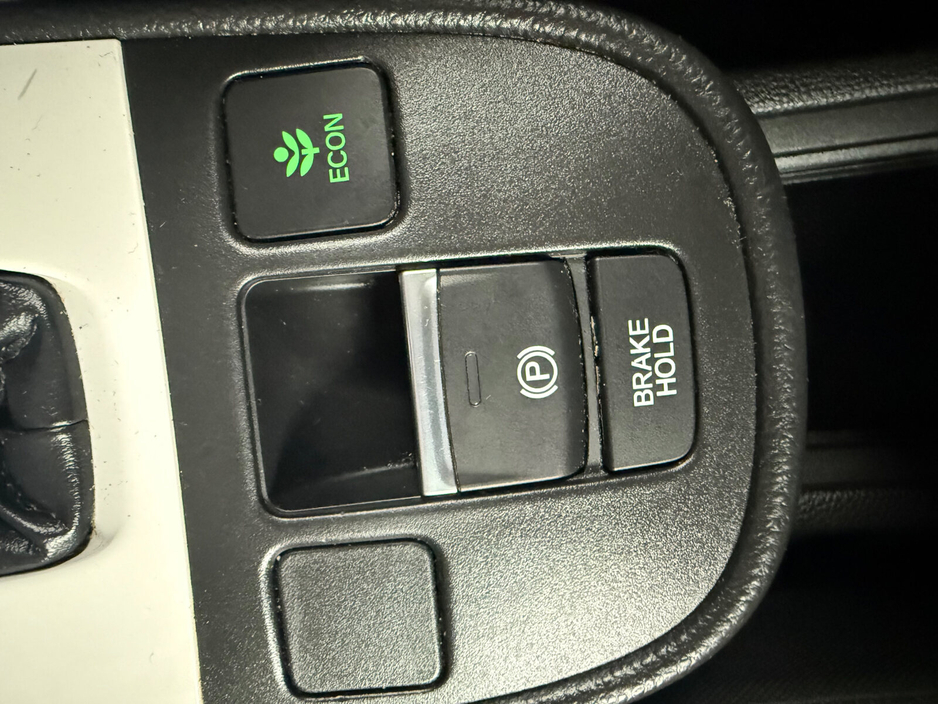 2020 Honda Fit - image 16