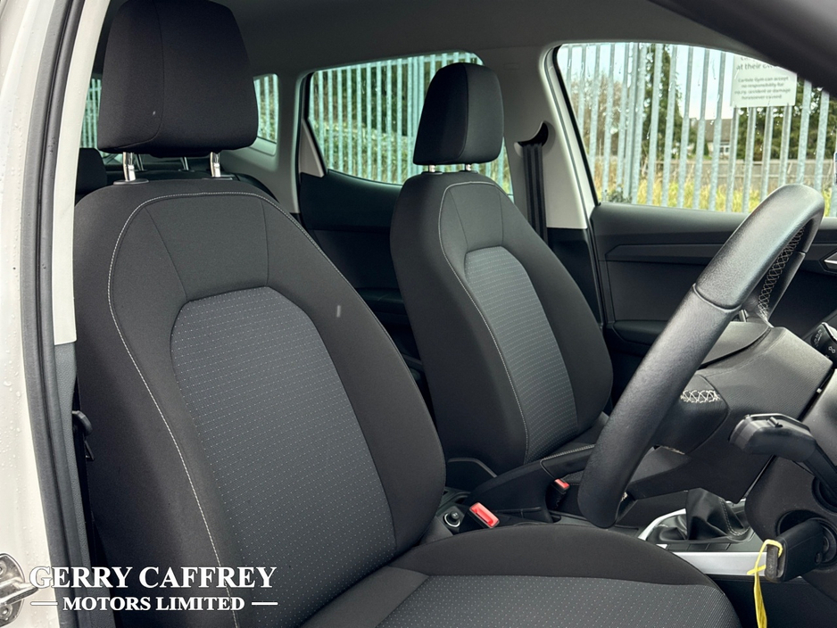 2022 SEAT Arona 1.0 TSI 110HP SE+ Manual - Very Low Mileage €20,450