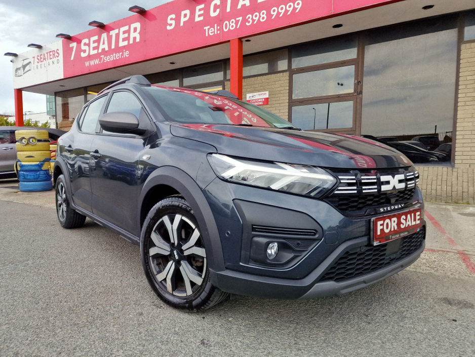 2023 Dacia Sandero Stepway - image 2