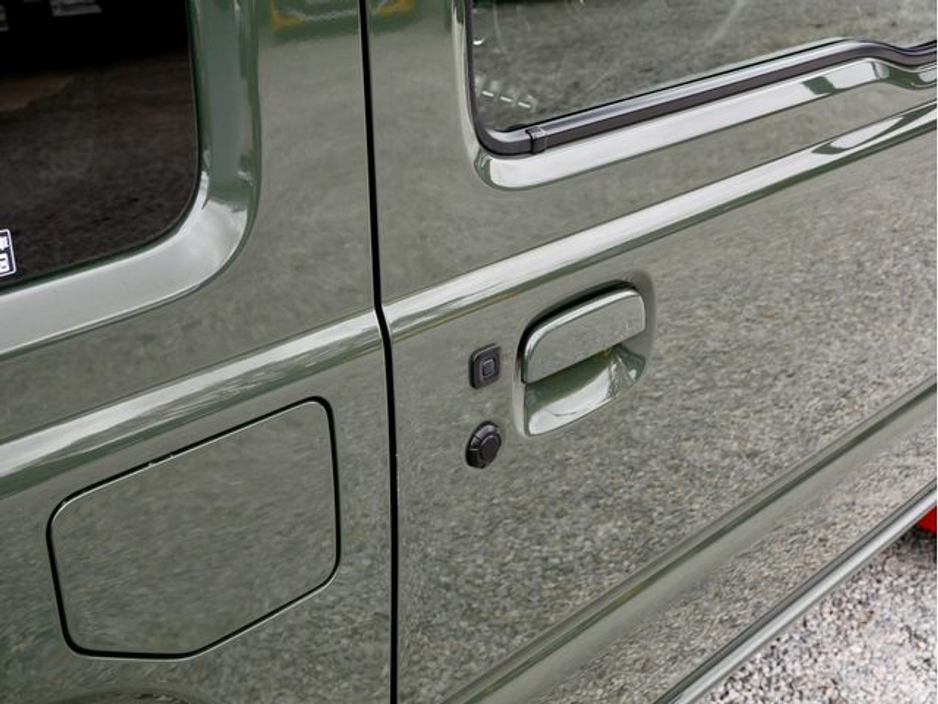 2023 Suzuki Jimny - image 12