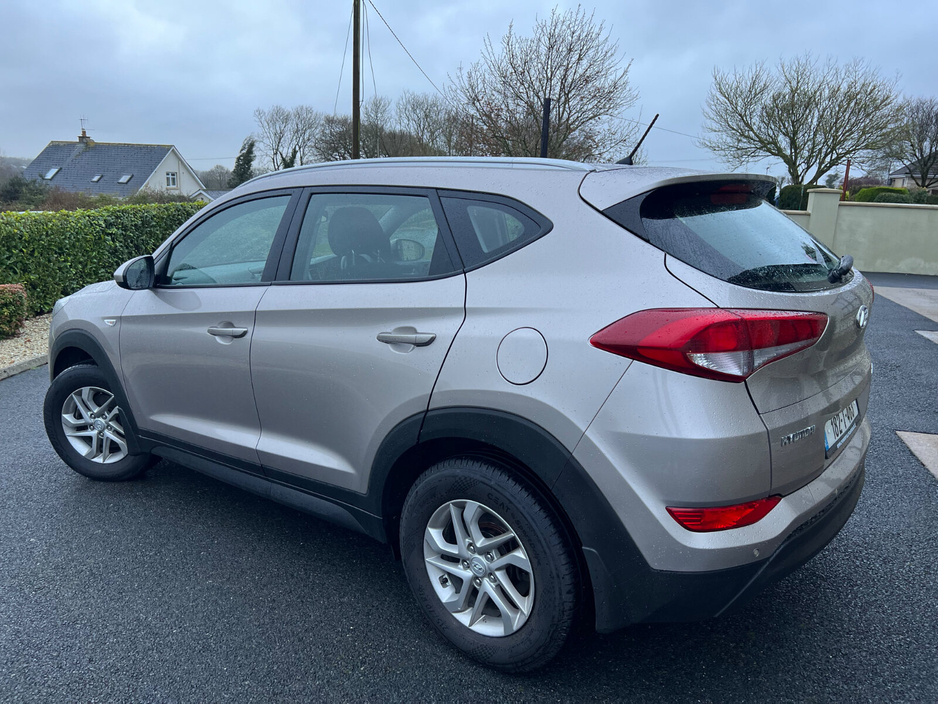 2018 Hyundai Tucson - image 8