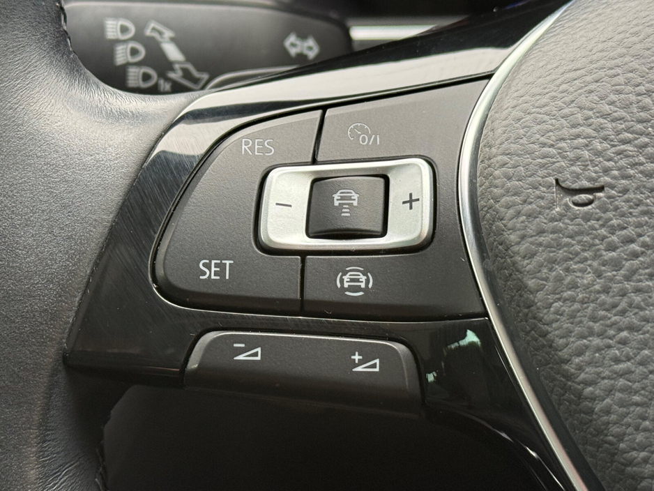 2019 Volkswagen Tiguan - image 23