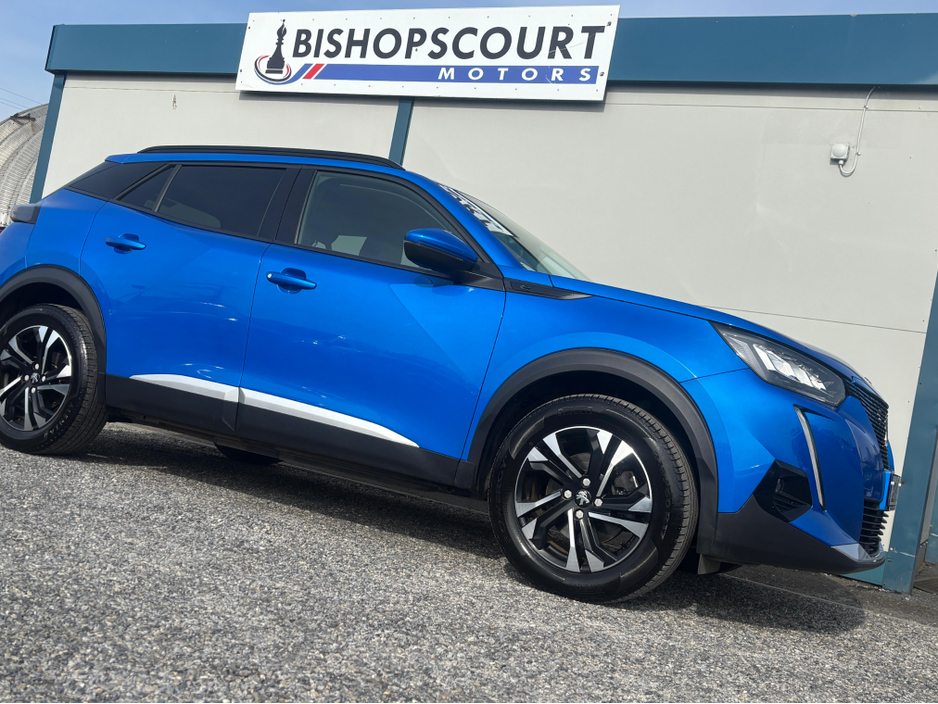 2021 Peugeot 2008 - image 4