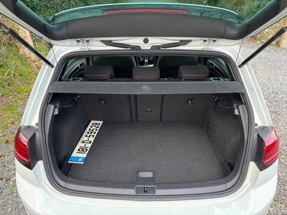 2018 Volkswagen Golf - image 17