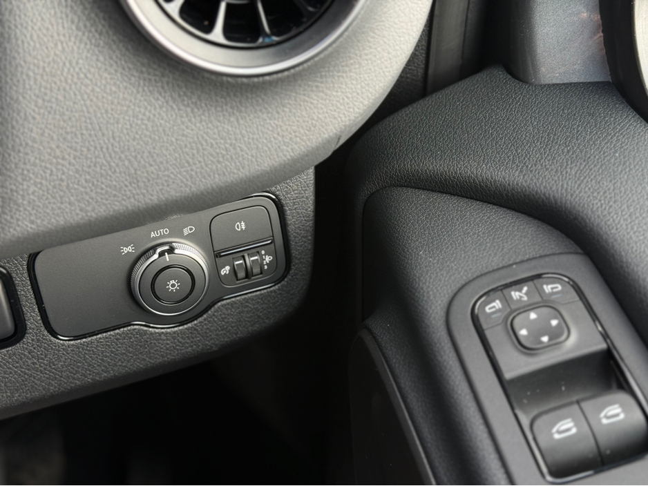 2025 Mercedes-Benz Sprinter - image 19