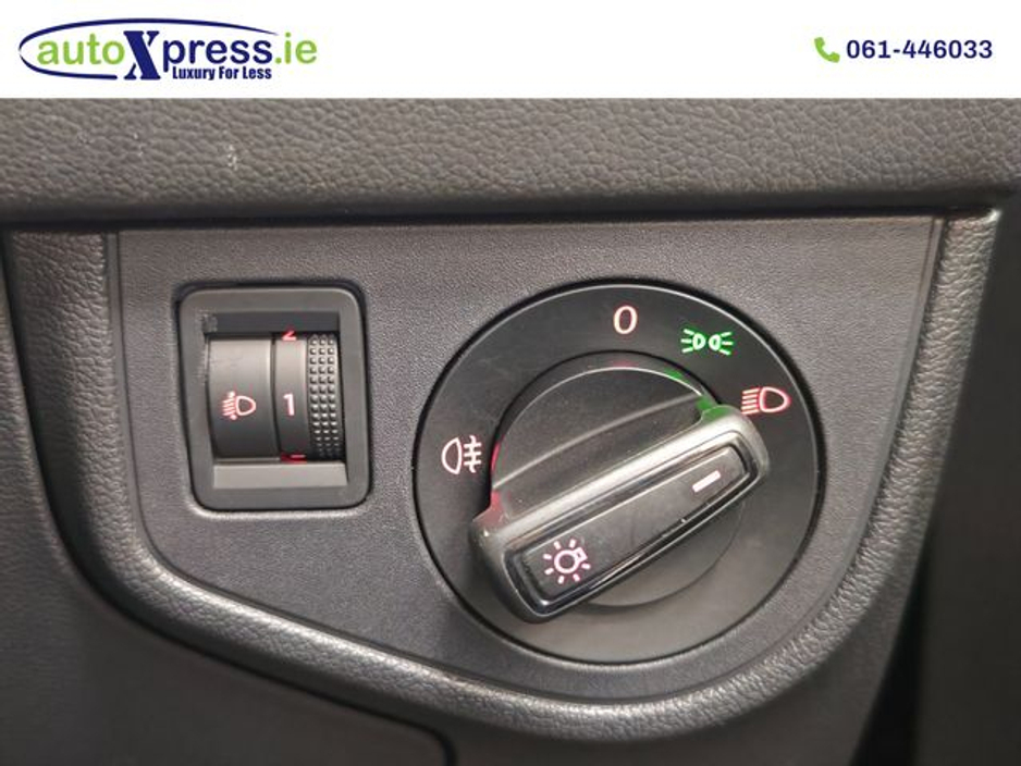 2019 Volkswagen Polo - image 19