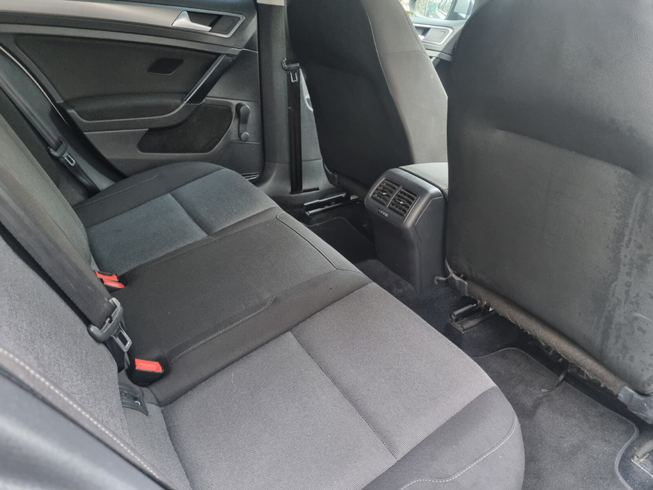 2015 Volkswagen Golf 1.6 TDI DSG 5DR 110HP Trendline €6,499