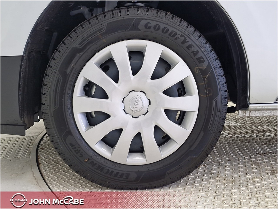 2026 Nissan Primastar - image 32