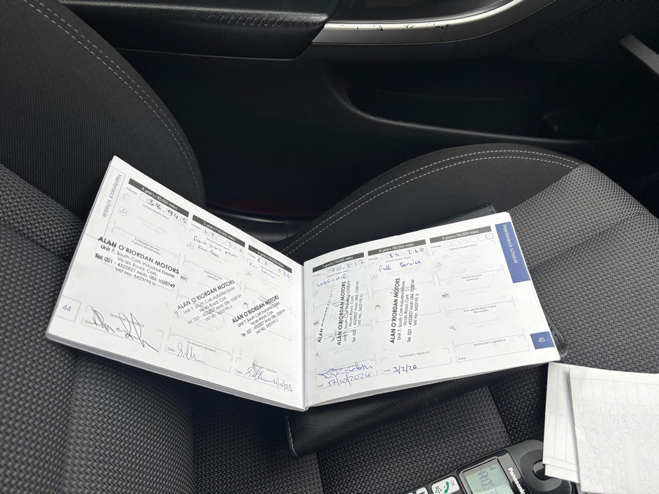 2015 Hyundai i30 - image 2