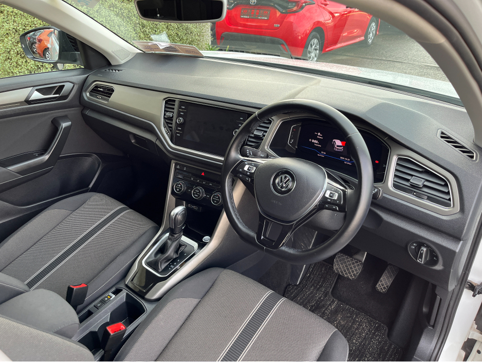 2020 Volkswagen T-Roc STYLE AUTOMATIC 2.0 DIESEL //KEYLESS ENTRY//ADAPTIVE CRUISE CONTROL//REVERSE CAMERA// €23,950