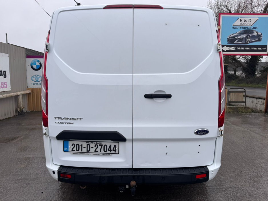 2020 Ford Transit Custom - image 2