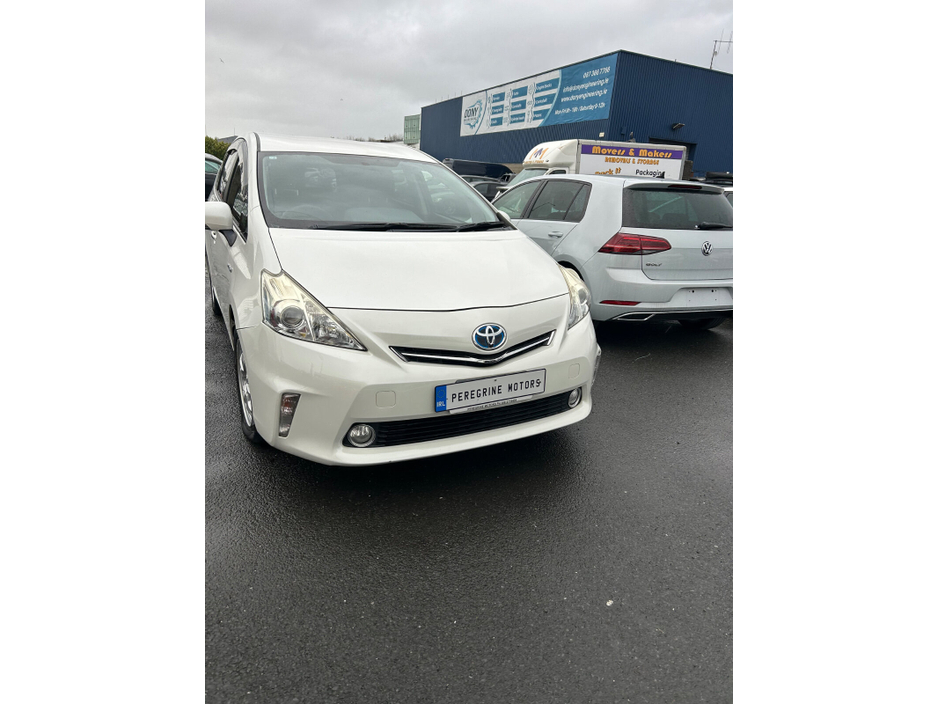 2014 Toyota Prius  €13,950
