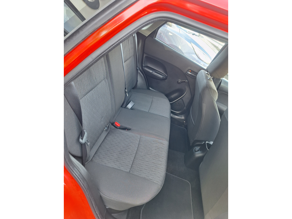 2017 Suzuki Baleno - image 8