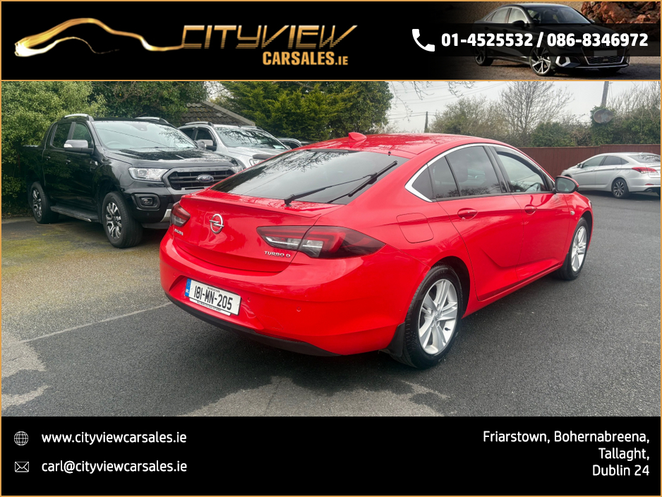 2018 Opel Insignia - image 4