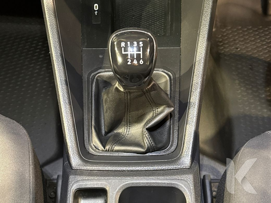 2023 Volkswagen Caddy MANUAL 2.0L TDI - PRICE €17450 EXCLUDING VAT €17,450