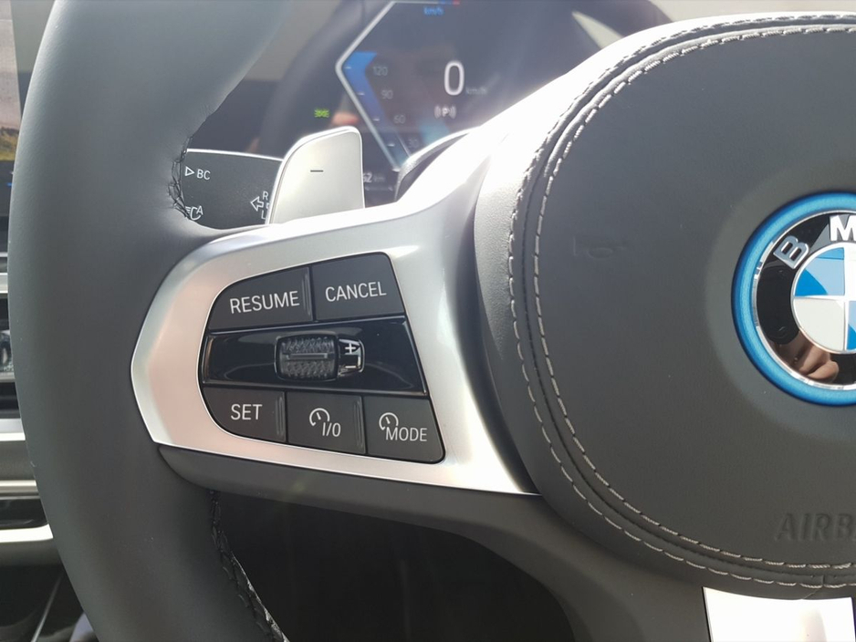 2026 BMW X5 - image 15