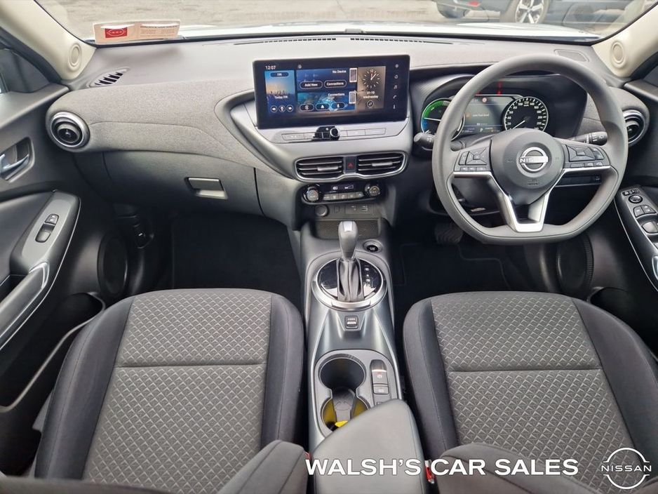 2025 Nissan Juke - image 14