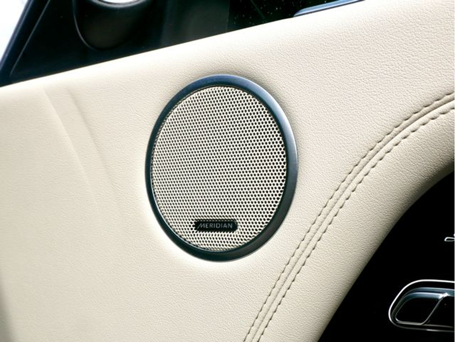 2021 Land Rover Range Rover - image 21