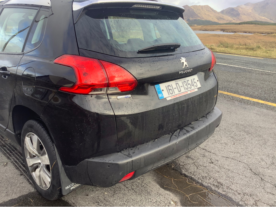 2016 Peugeot 2008 - image 14