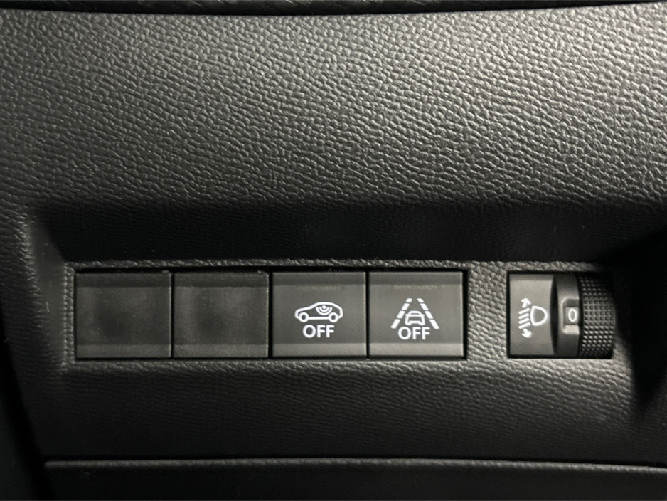 2022 Peugeot 2008 - image 24