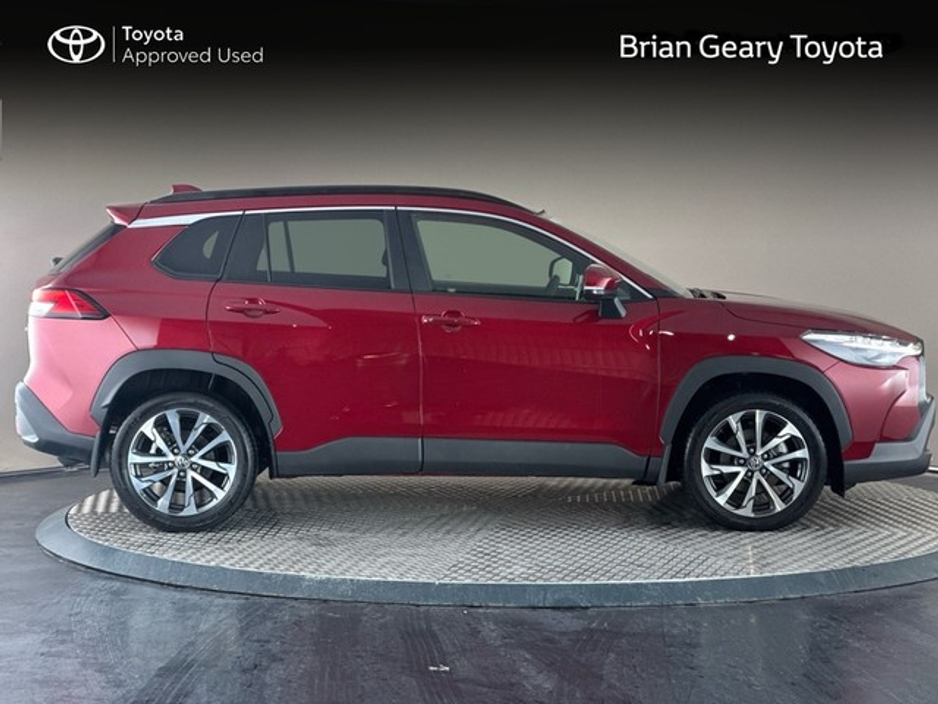 2025 Toyota Corolla Cross SOL Hybrid Top of the range €41,950
