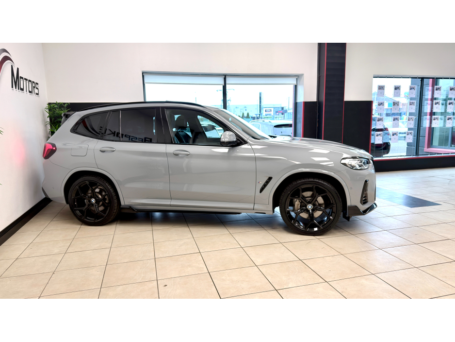 2023 BMW X3 - image 13