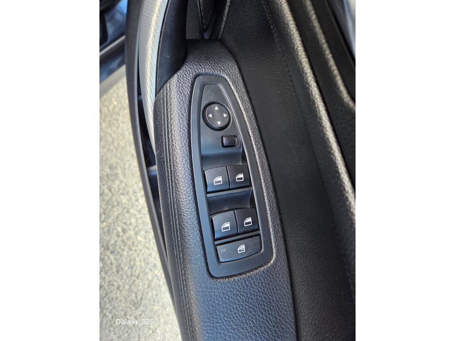 2014 BMW 1 Series - image 14