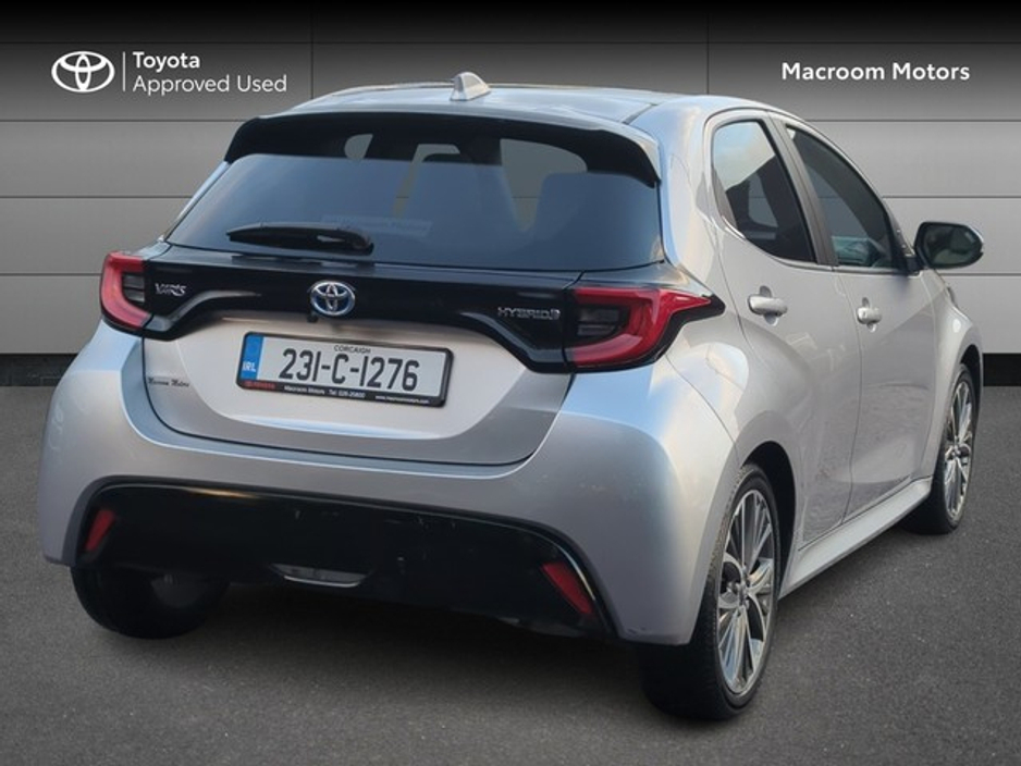 2023 Toyota Yaris FRESH SELECTION OF TRADE-INS YARIS 1.5 HYBRID PLATINUM