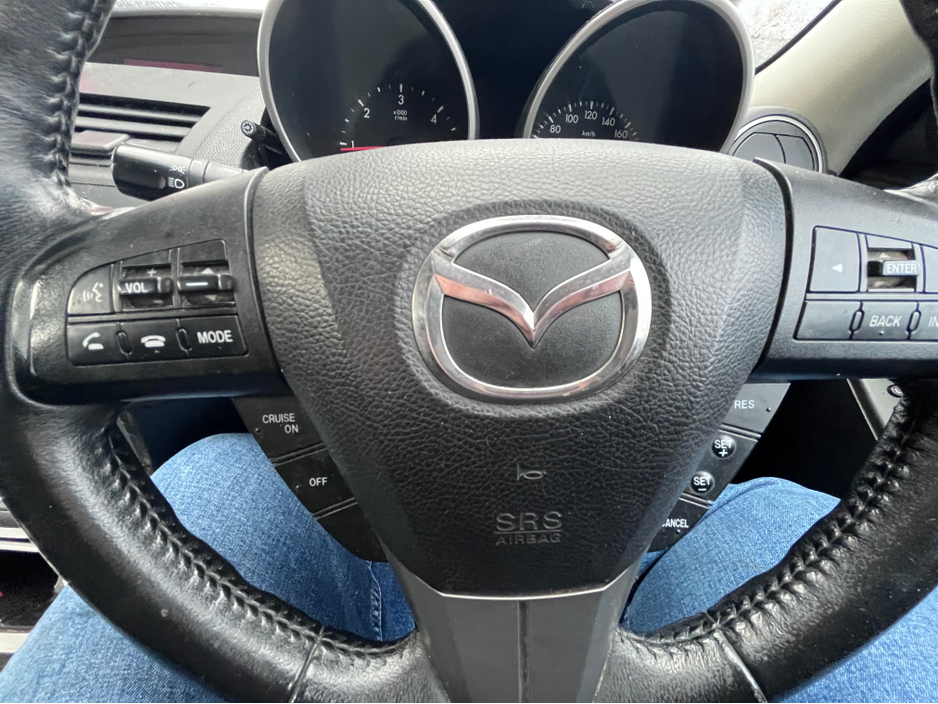 2012 Mazda Mazda3 - image 9