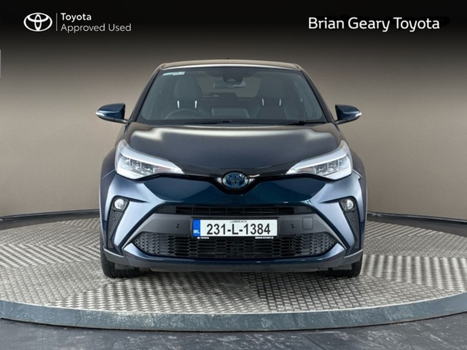 2023 Toyota C-HR Sport Hybrid €29,950
