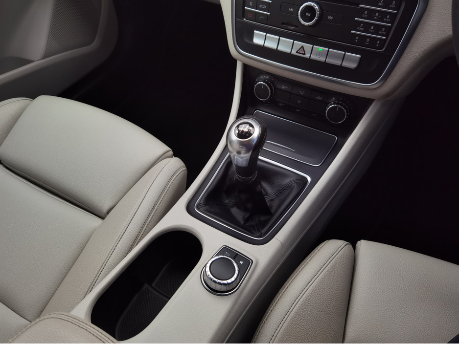 2016 Mercedes-Benz CLA Class CLA180 D STYLE - FINANCE AVAILABLE - CALL US TODAY ON 01 492 6566 OR 087-092 5525 €12,950