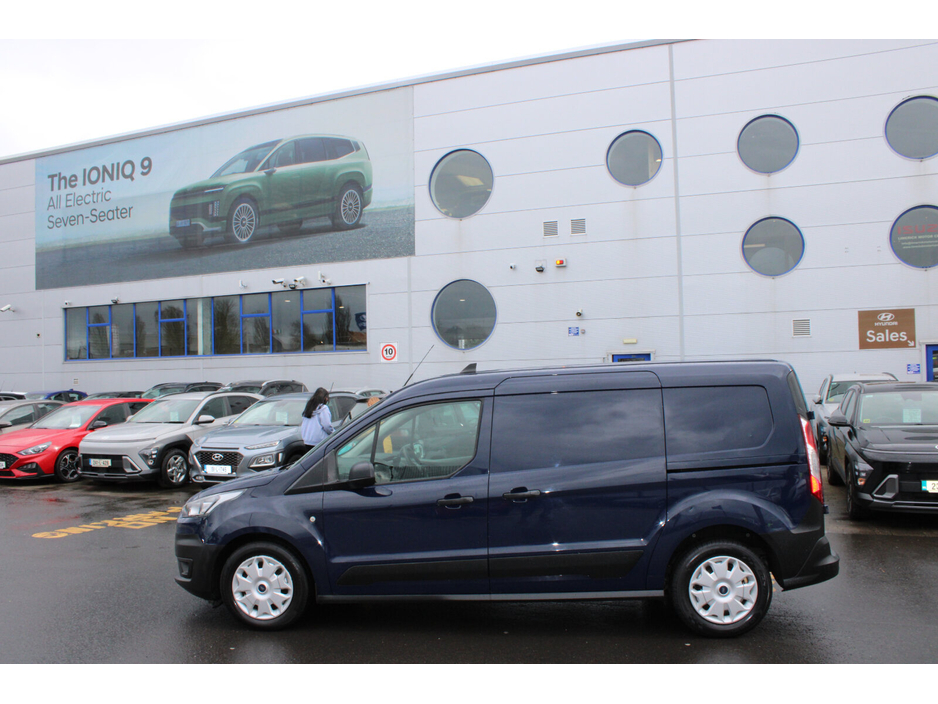 2021 Ford Transit - image 2