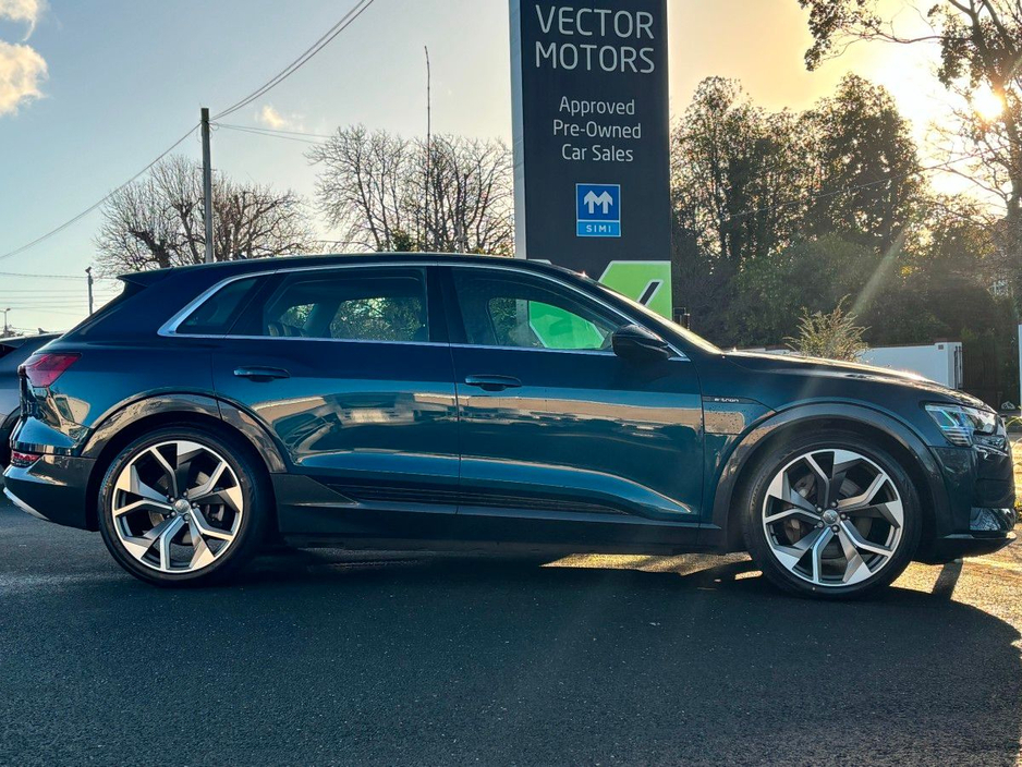 2021 Audi e-tron 50 QUATTRO TECHNIK NEW 22" WHEELS €28,995