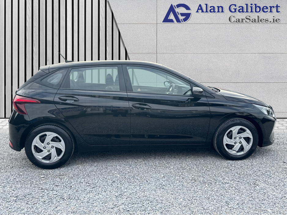 2023 Hyundai i20 - image 3