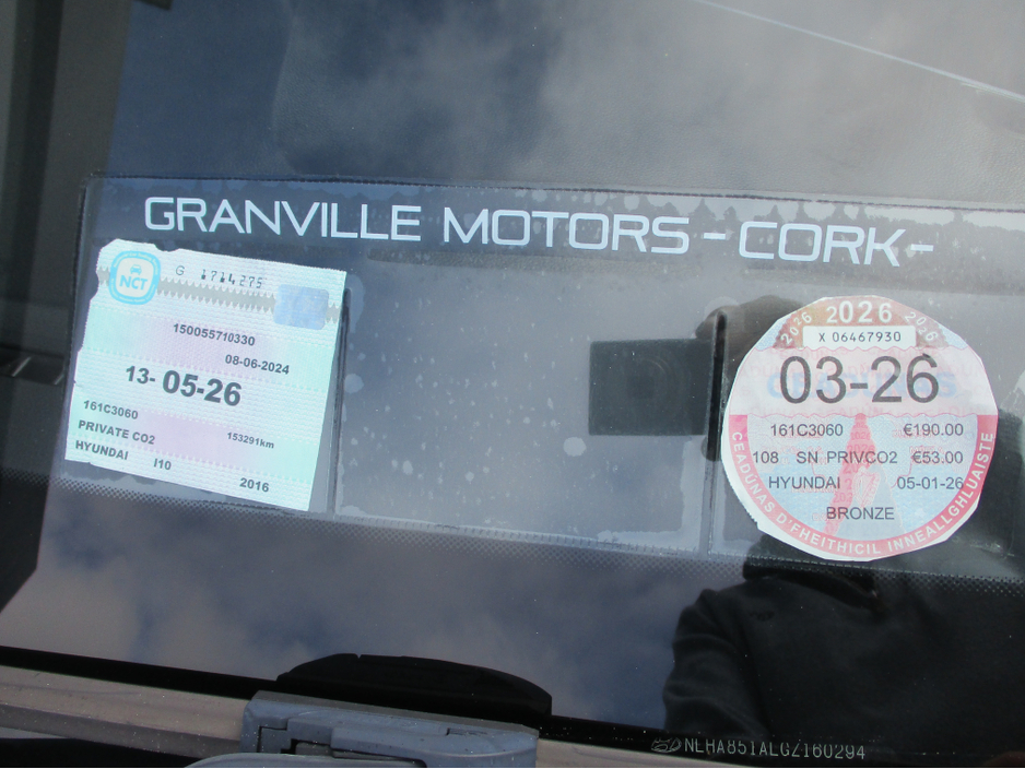 2016 Hyundai i10 - image 13