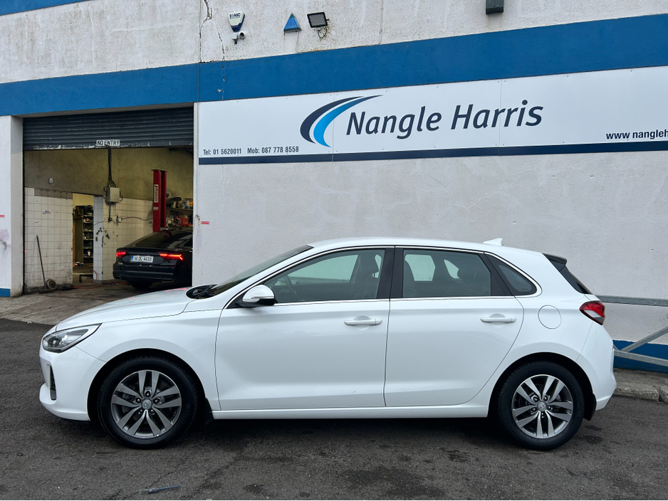 2020 Peugeot 308 ACTIVE 1.5 HDI. FRESH NCT 03/28. FINANCE AVAILABLE. TRADE IN WELCOME. www.nangleharris.ie. ALL CARS CHECKED WITH MOTORCHECK.IE CALL 01 5620011 €12,900