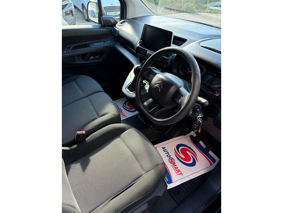 2019 Citroen Berlingo - image 9
