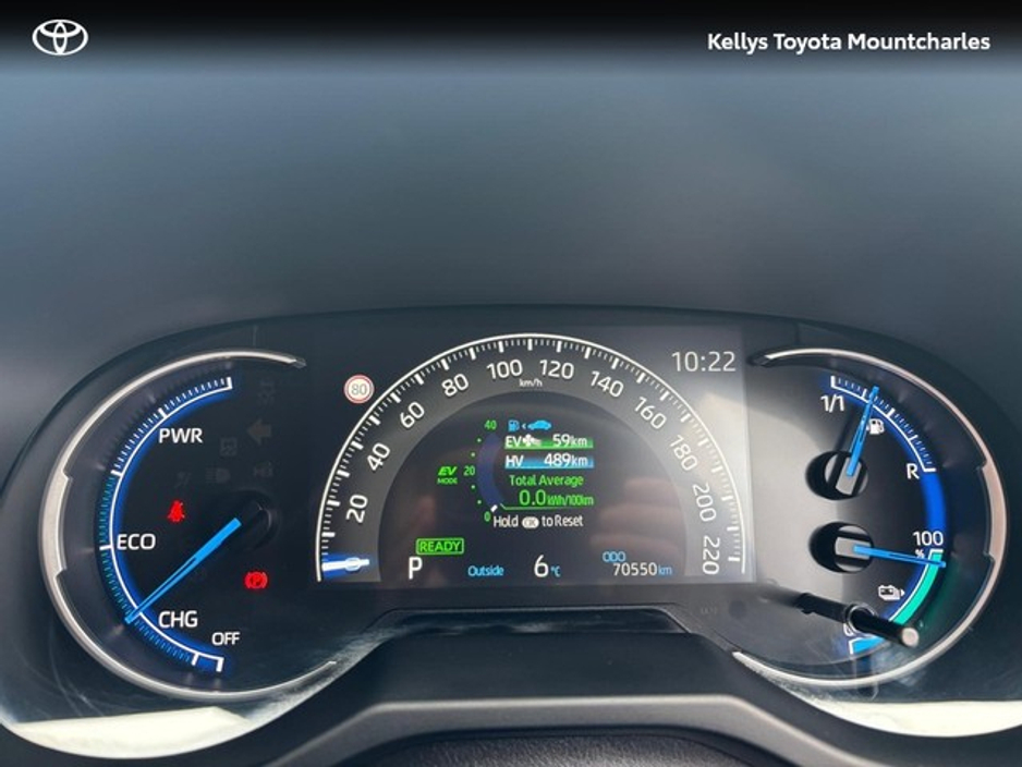 2022 Toyota Rav4 - image 5