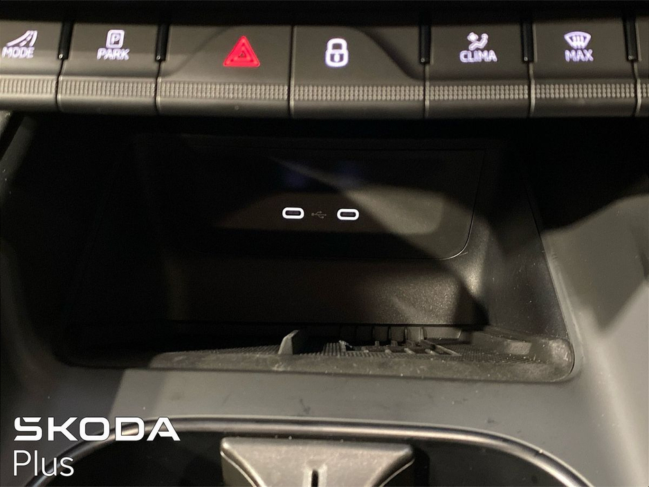 2026 Skoda Enyaq - image 25