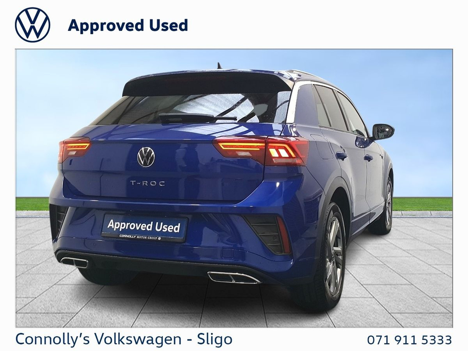 2022 Volkswagen T-Roc - image 3
