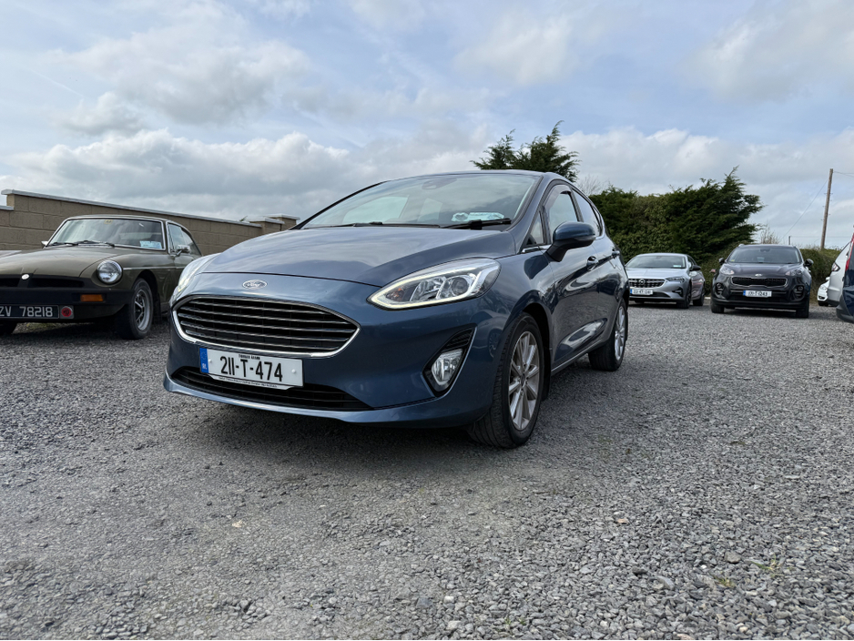 2021 Ford Fiesta - image 3